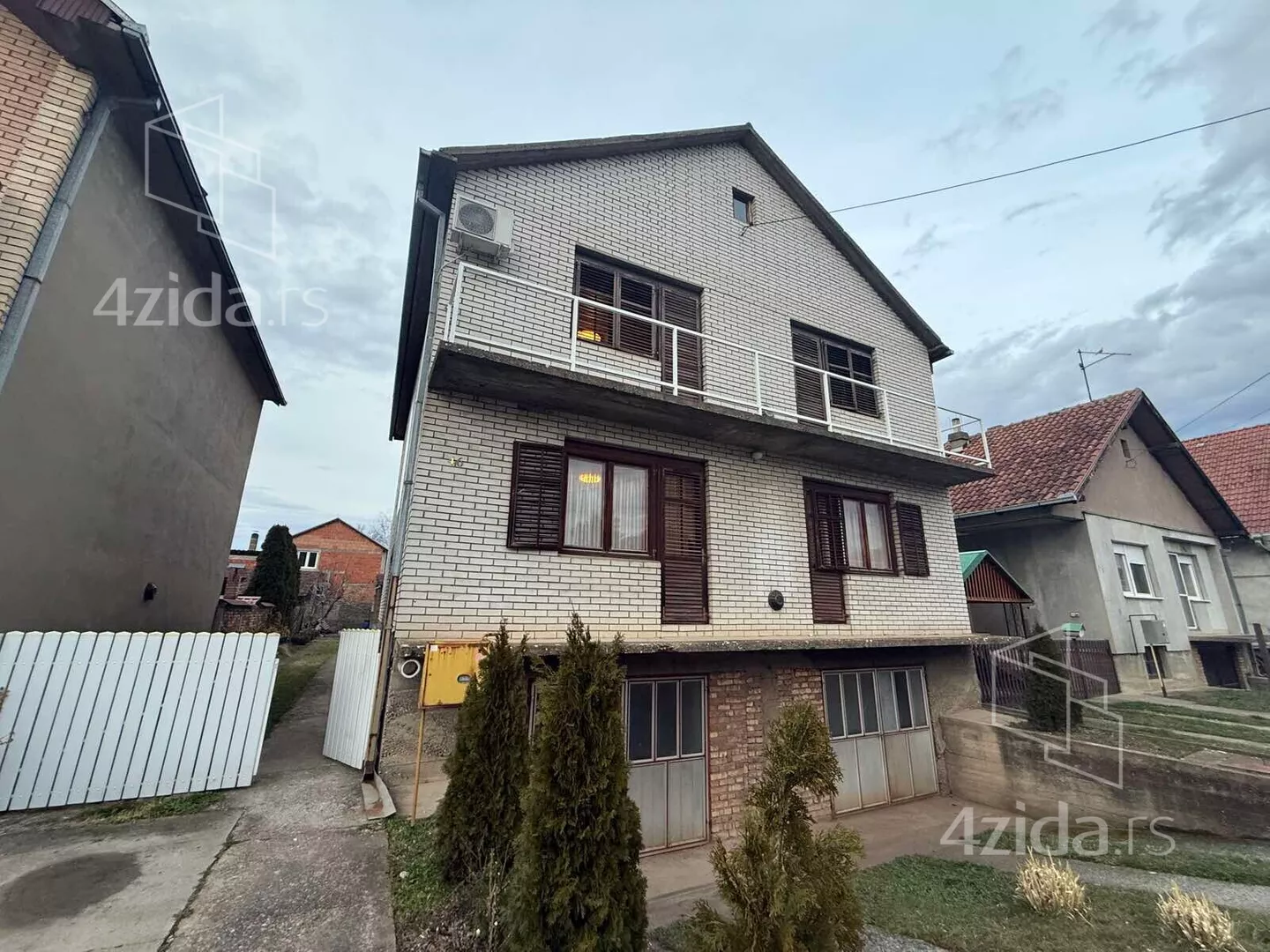 2-etažna kuća | 4zida