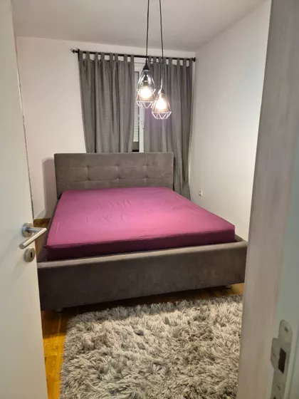 Gradska Bolnica | 4zida.rs