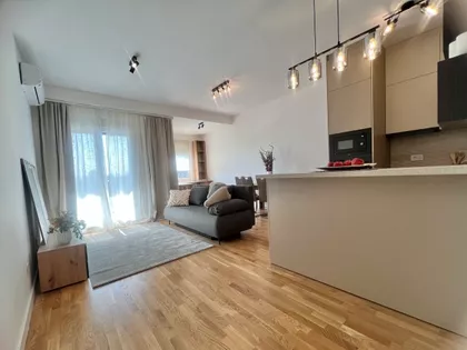 Cara Dušana | 4zida.rs