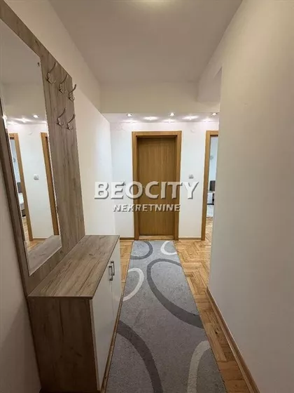 Bulevar patrijarha Pavla | 4zida.rs