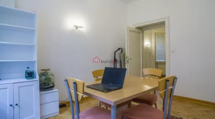 Studentski Trg | 4zida.rs