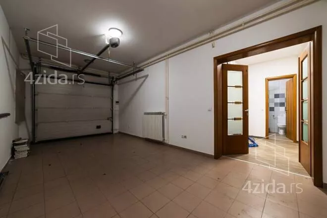 4-etažna kuća | 4zida