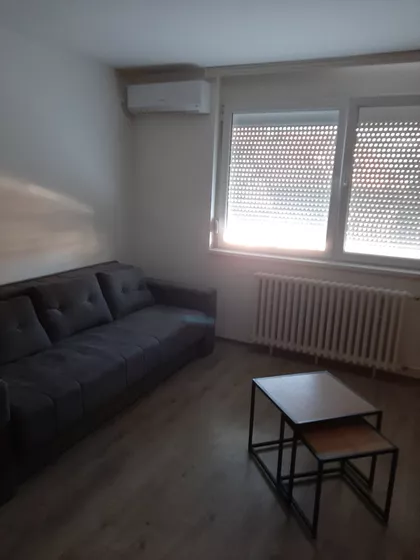 Trgovačka | 4zida.rs