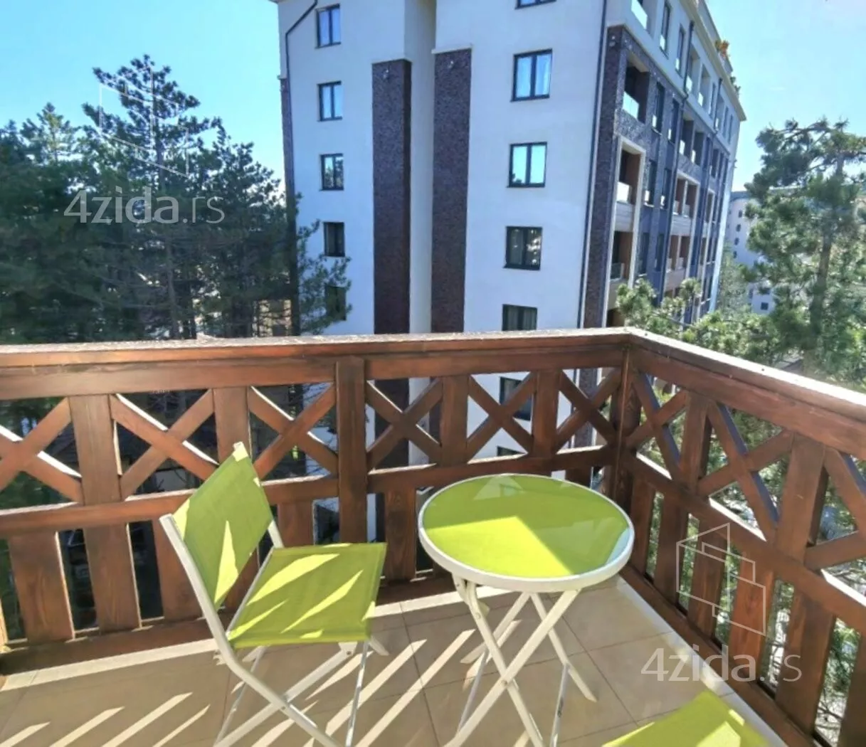 Jednoiposoban stan | 4zida