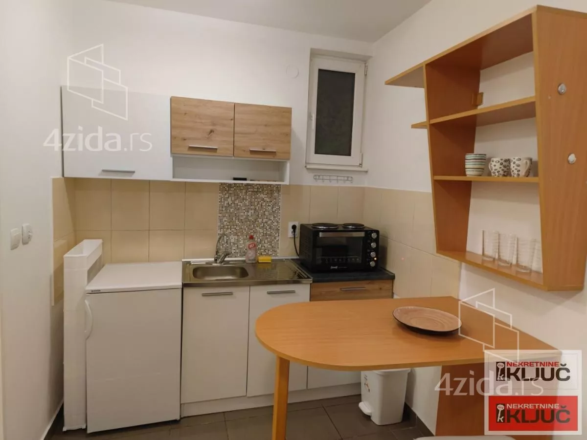 Garsonjera | 4zida