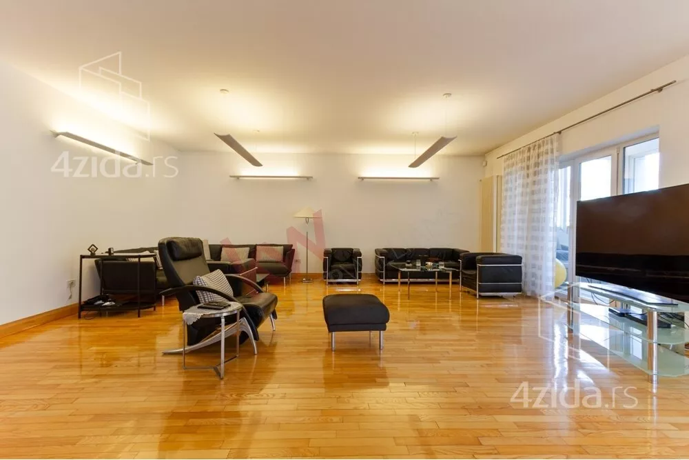 4-etažna kuća | 4zida