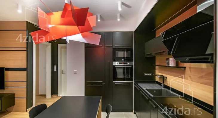 Petosoban stan | 4zida