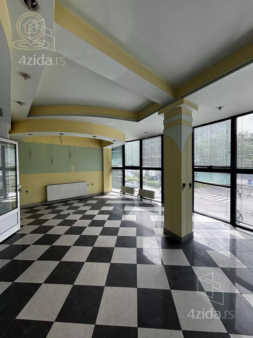 Poslovni prostor | 4zida