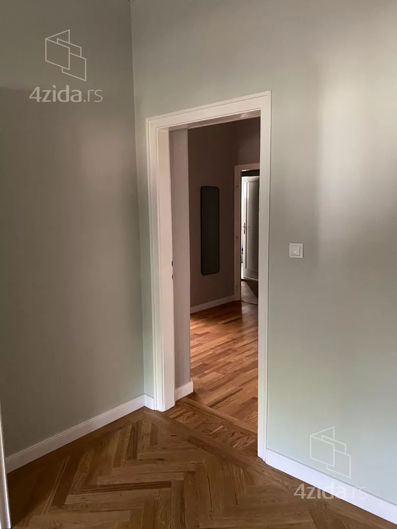 Četvoroiposoban stan | 4zida