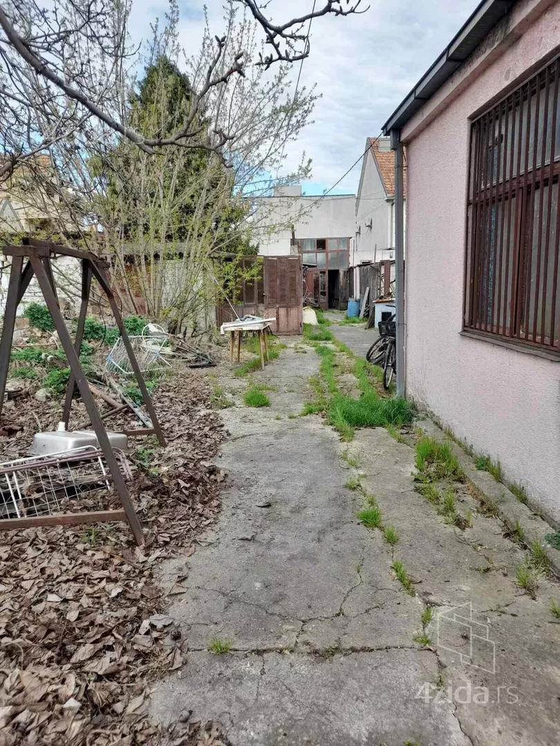 Građevinsko zemljište | 4zida