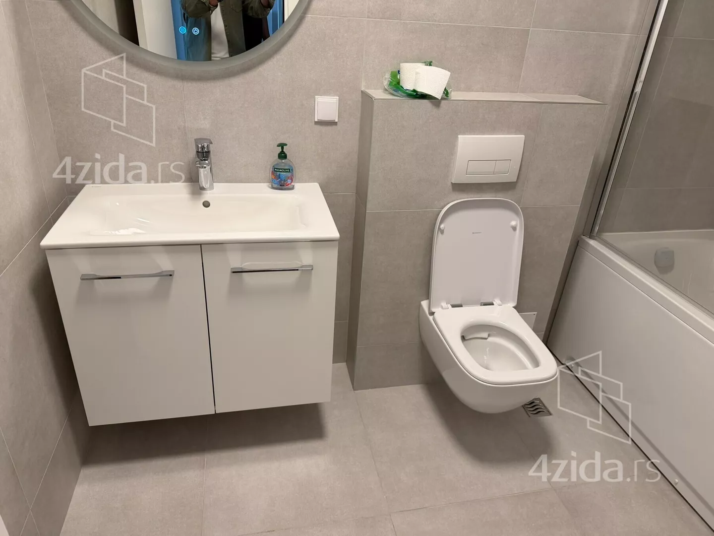 Troiposoban stan | 4zida
