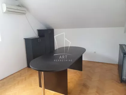 Ugrinovačka | 4zida.rs