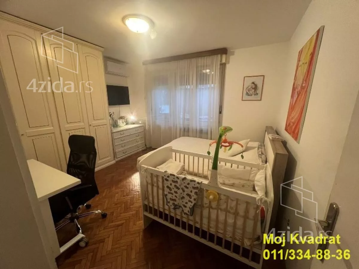 Petosoban stan | 4zida