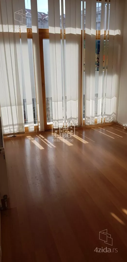 4-etažna kuća | 4zida