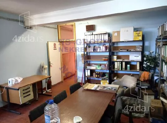 Lokal | 4zida