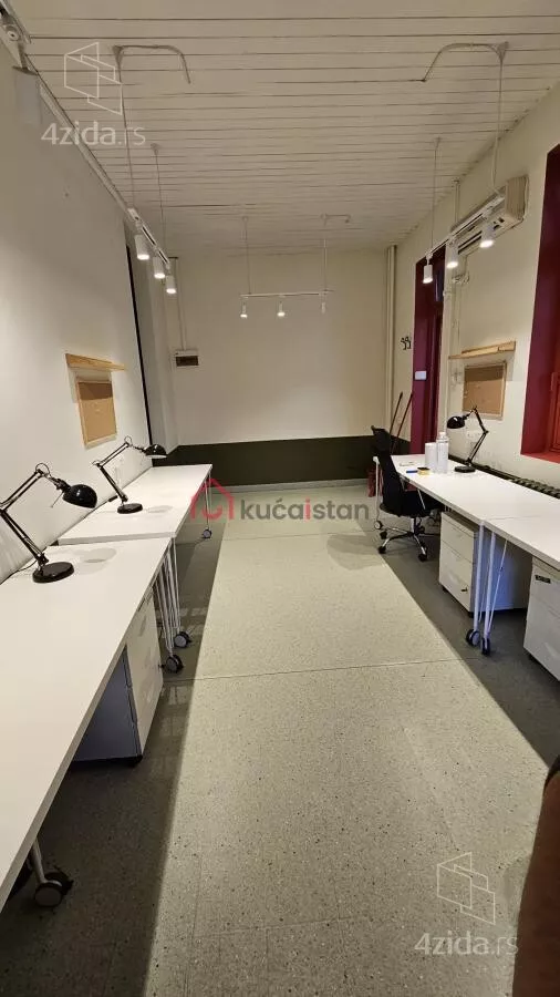 Poslovni prostor | 4zida