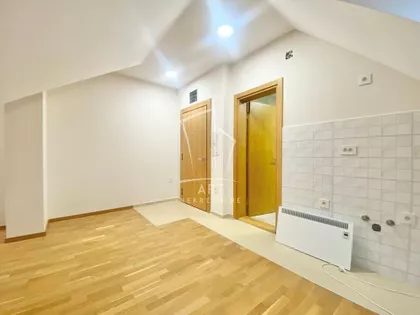 Miladina Pećinara | 4zida.rs