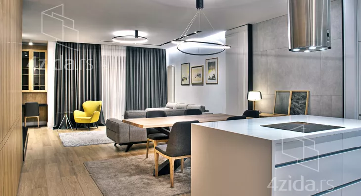 Četvorosoban stan | 4zida