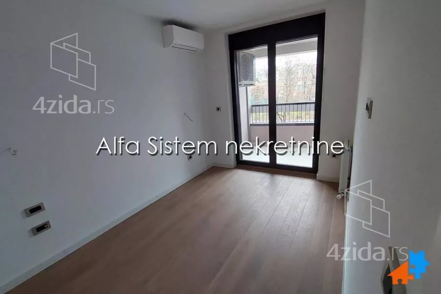 Petosoban stan | 4zida