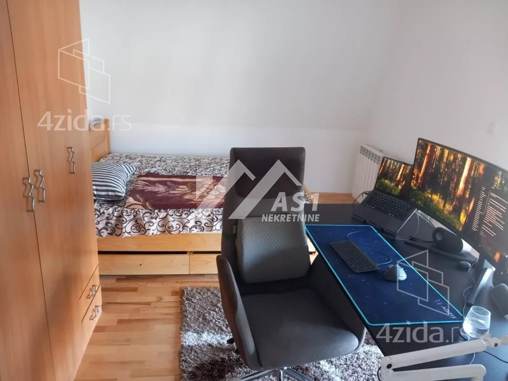 4-etažna kuća | 4zida