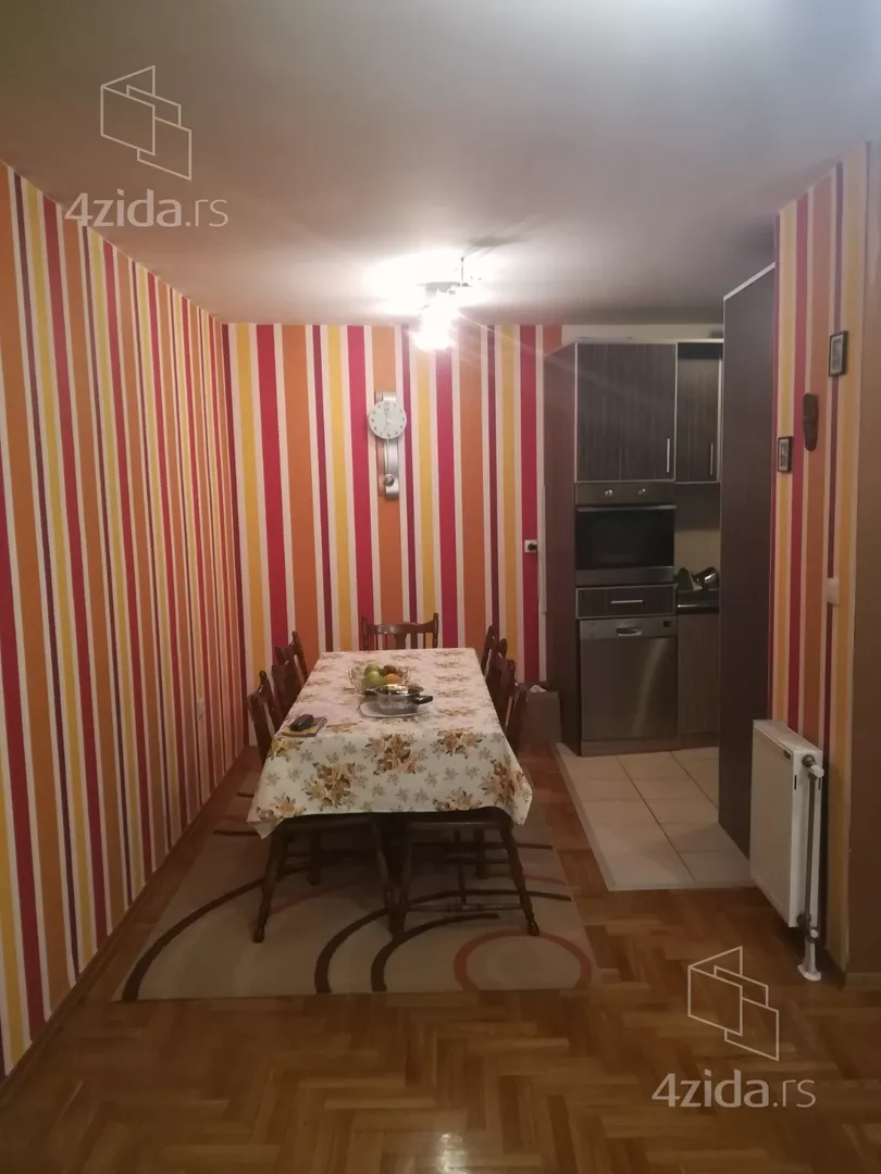 Četvorosoban stan | 4zida