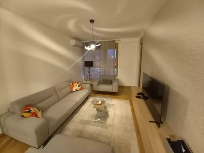 Tadije Sondermajera | 4zida.rs