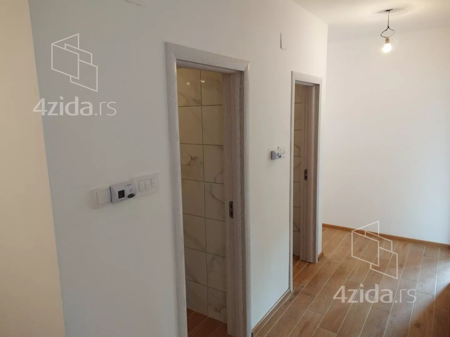 Sedmosoban stan | 4zida