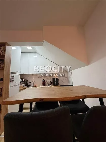 Mate Miloševića | 4zida.rs