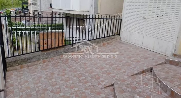 4-etažna kuća | 4zida