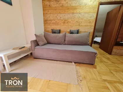 Nemanjina | 4zida.rs