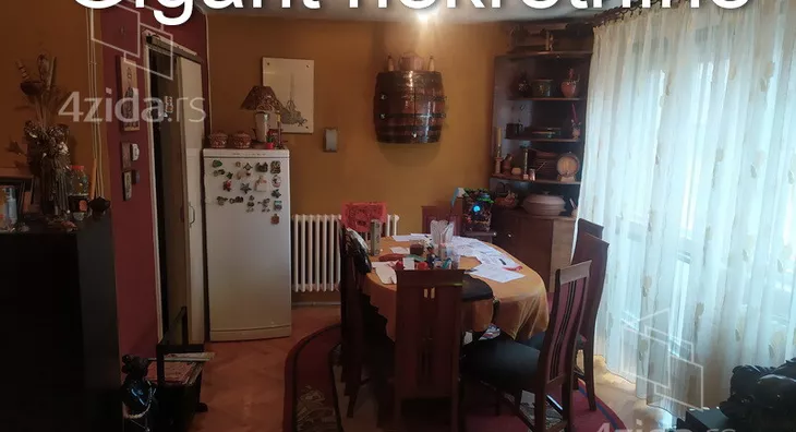 Troiposoban stan | 4zida