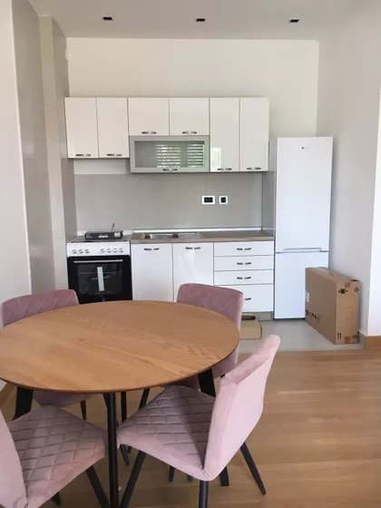 Cara Dušana | 4zida.rs