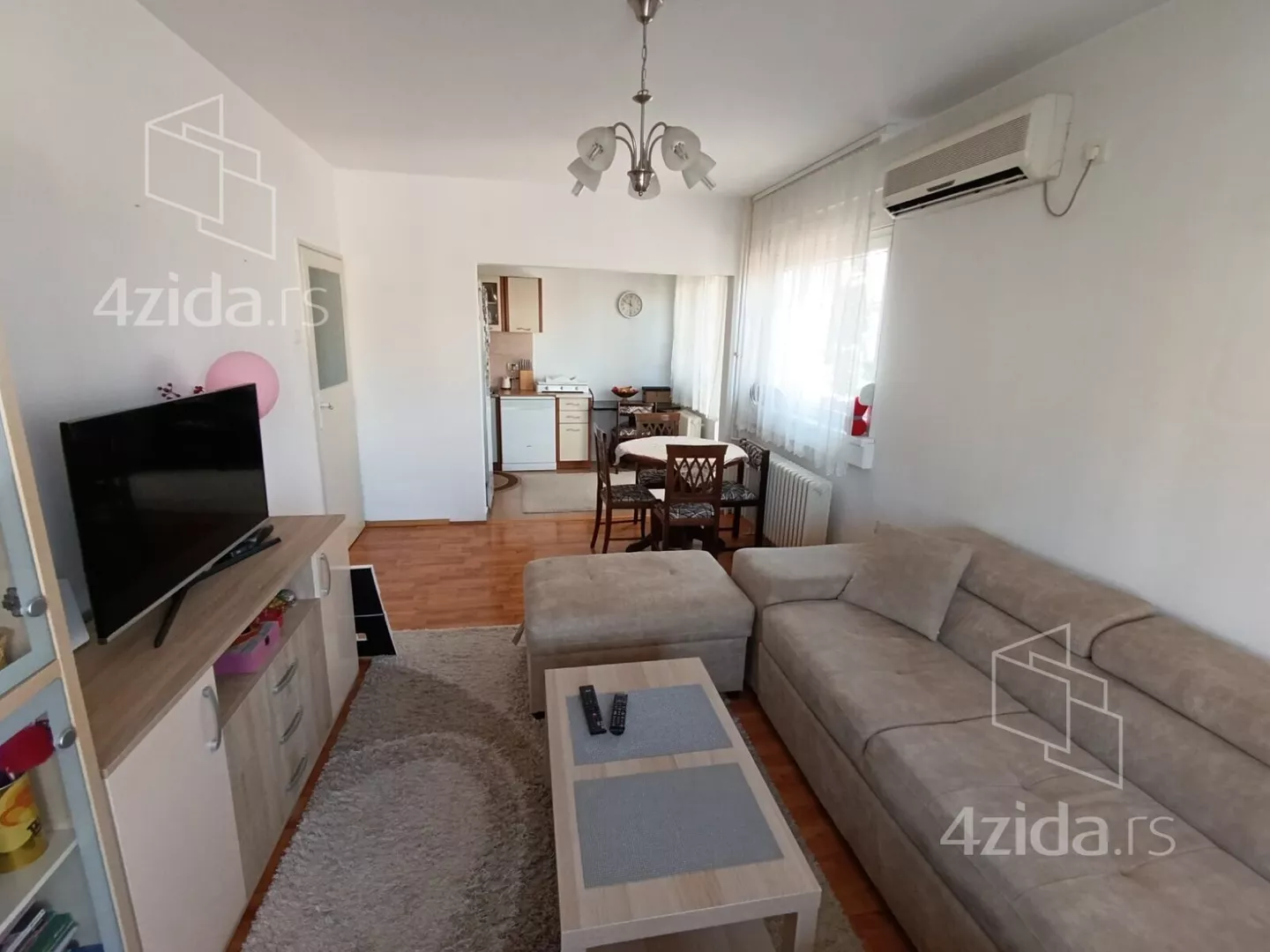 Dvoiposoban stan | 4zida