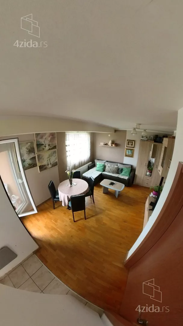 Jednoiposoban stan | 4zida