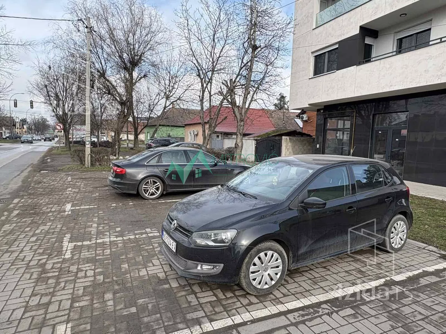 Poslovni prostor | 4zida