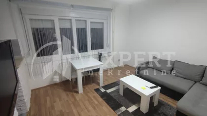 Trg Pavla Stojkovića | 4zida.rs