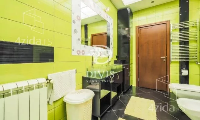 Petosoban stan | 4zida