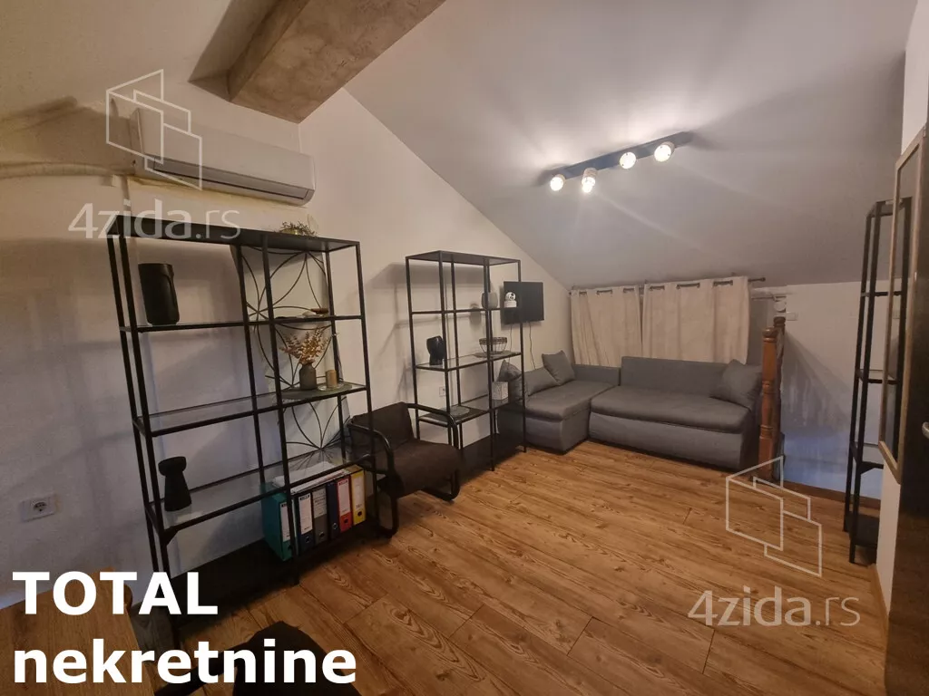 Lokal | 4zida