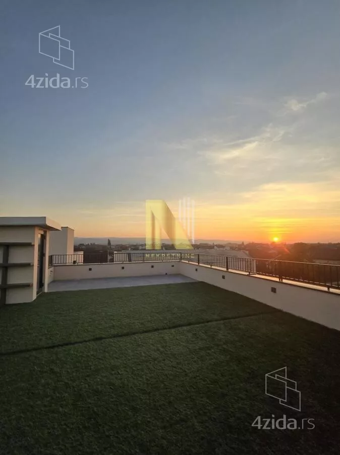 Troiposoban stan | 4zida