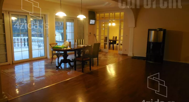 3-etažna kuća | 4zida