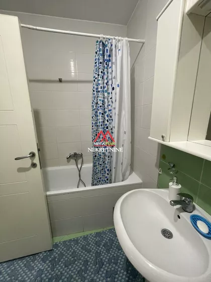 Braće Ribnikar | 4zida.rs