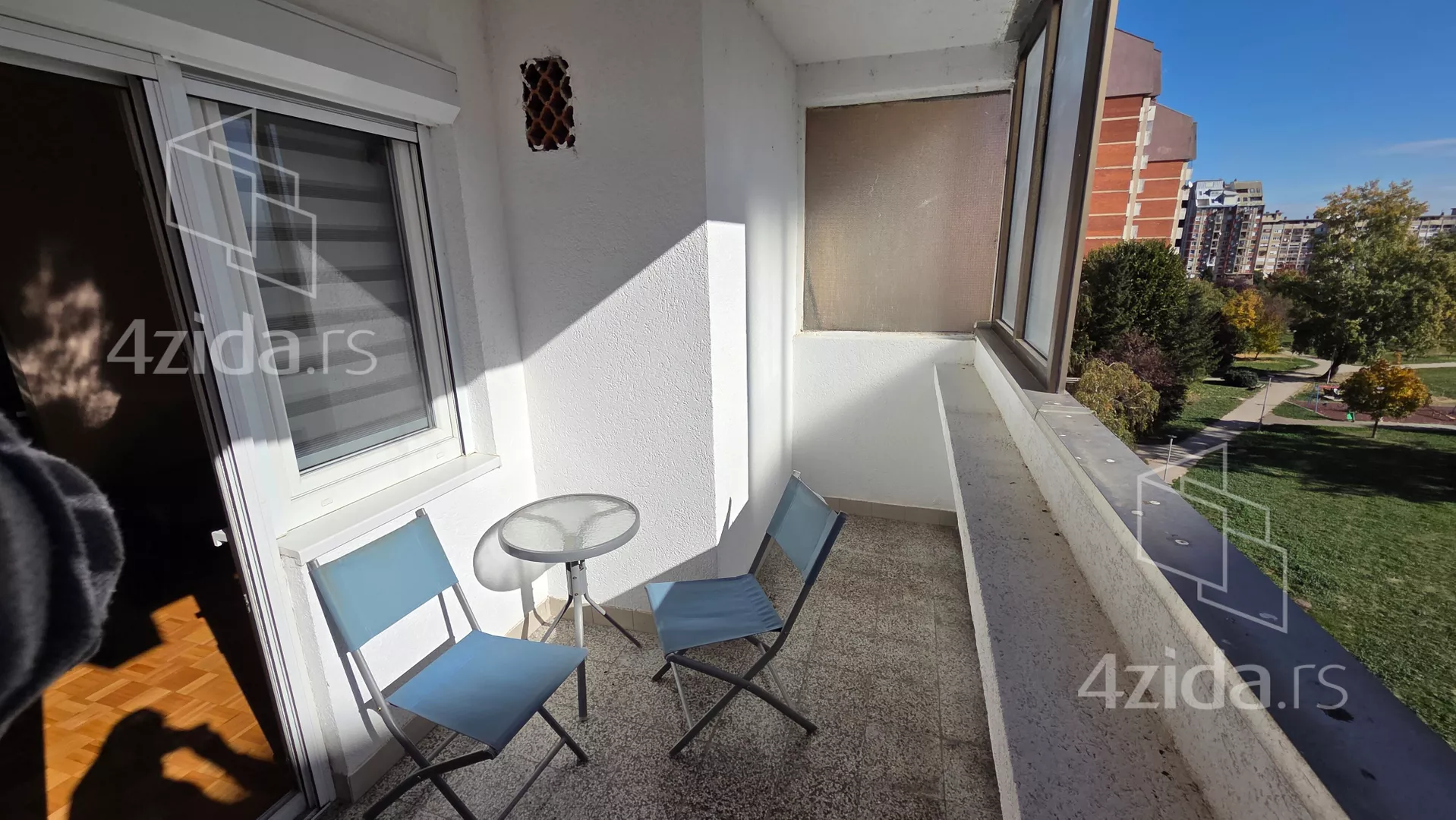 Jednoiposoban stan | 4zida