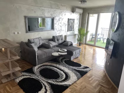 Omladinska | 4zida.rs