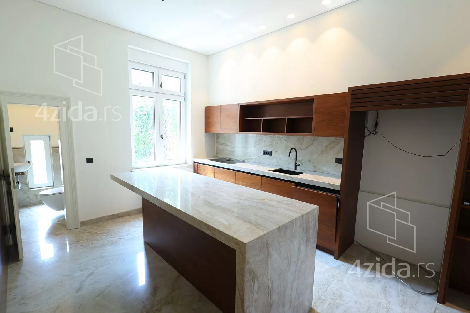Kuća | 4zida