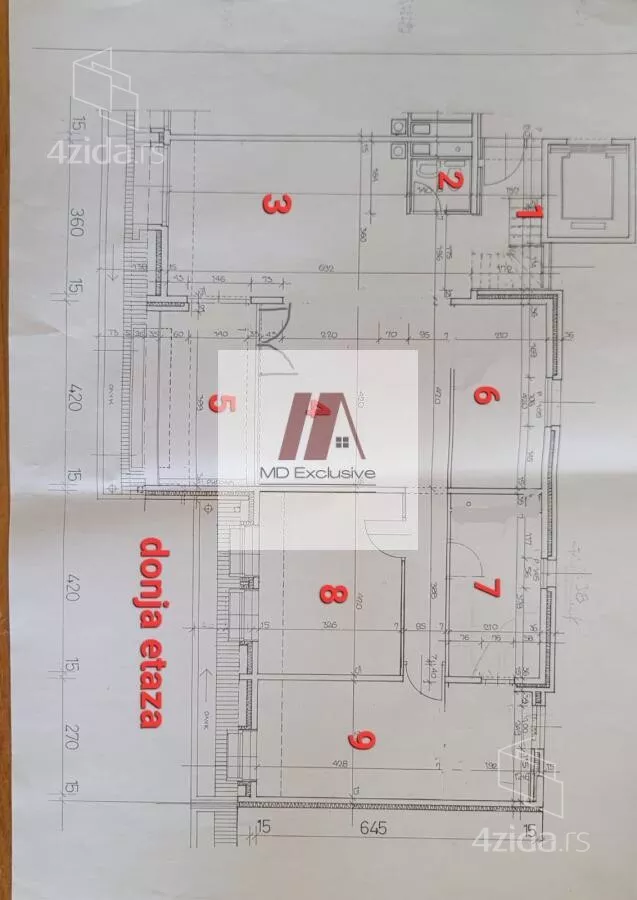 Četvoroiposoban stan | 4zida