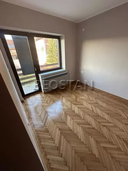 Bezanijskih Ilegalaca | 4zida.rs