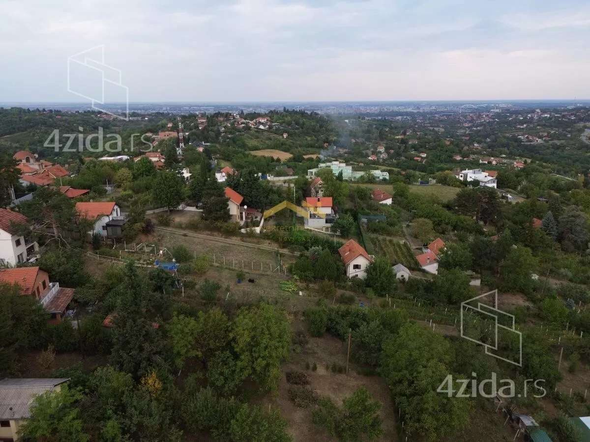 Plac | 4zida