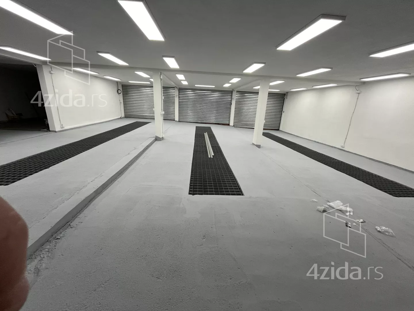 Poslovni prostor | 4zida