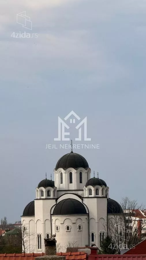 Petosoban stan | 4zida