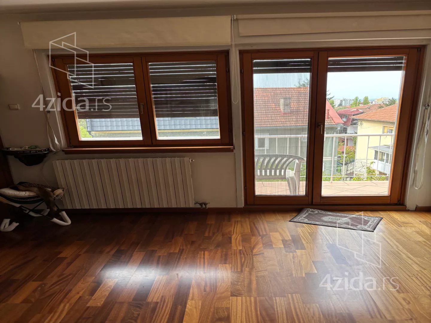 Poslovna zgrada | 4zida